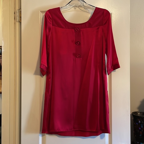 NWT A.B.S. by Allen Schwartz Red Silk Shift Dress. NWT Size 2. - Picture 2 of 12